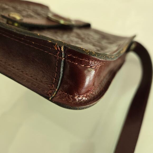 Patricia Nash Venezia Tooled Crossbody Pouch Messenger Bag in British Tan - Picture 13 of 14